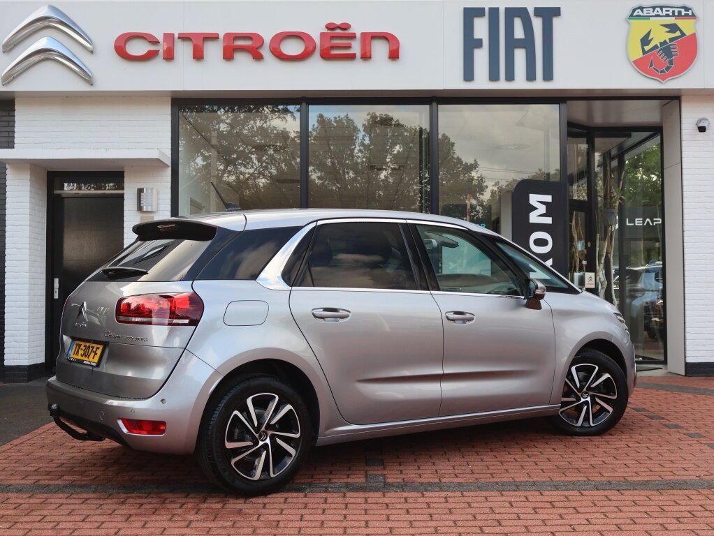Citroën C4 Spacetourer PureTech 130PK S&S EAT6 Automaat Shine, Rijklaarprijs | Navigatie | 360 Camera | Trekhaak | Keyless Entry & Start - Afbeelding 4