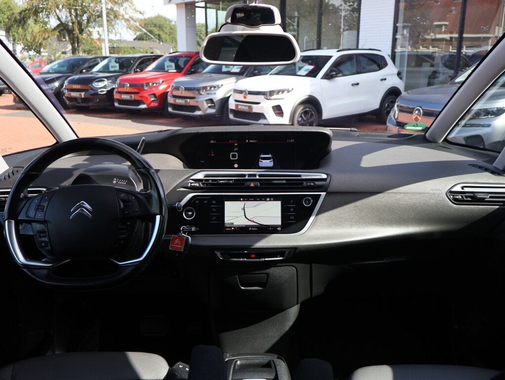 Citroën C4 Spacetourer PureTech 130PK S&S EAT6 Automaat Shine, Rijklaarprijs | Navigatie | 360 Camera | Trekhaak | Keyless Entry & Start - Afbeelding 5