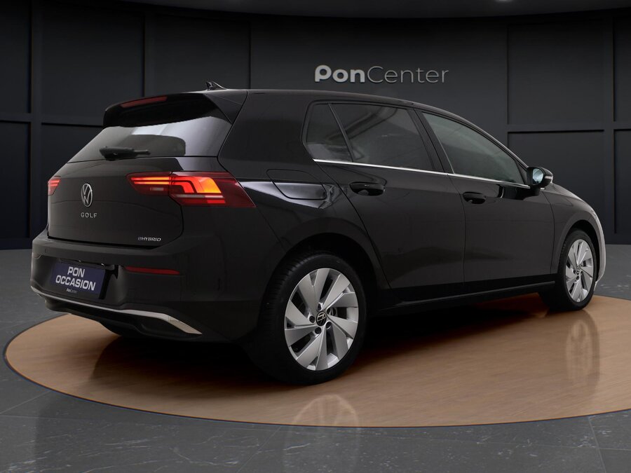 Volkswagen Golf 1.5 eHybrid Style