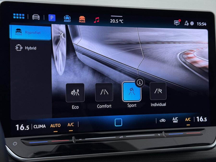 Volkswagen Golf 1.5 eHybrid Style