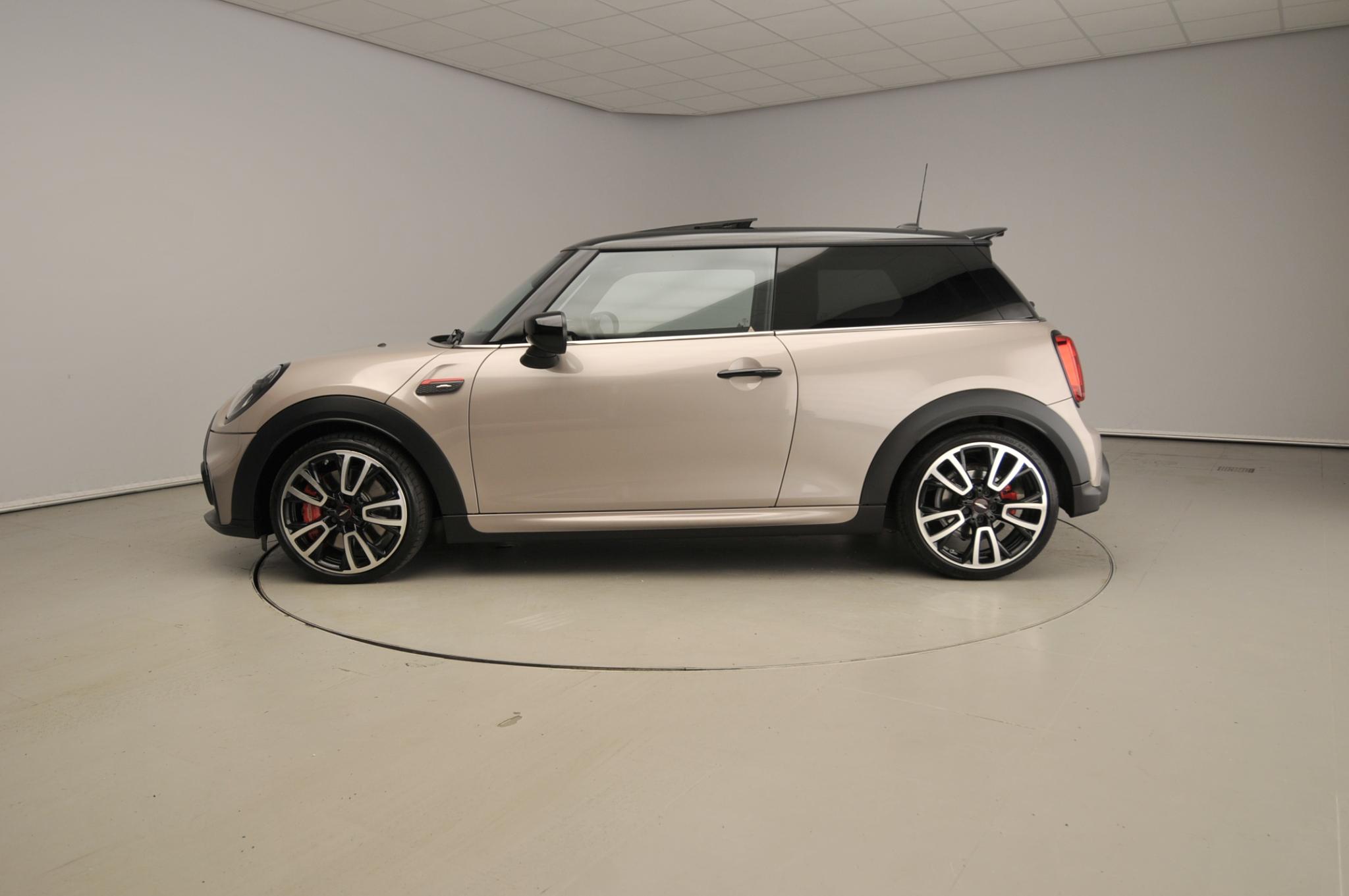 MINI 3-Deurs 2.0 John Cooper Works Essential - Afbeelding 2