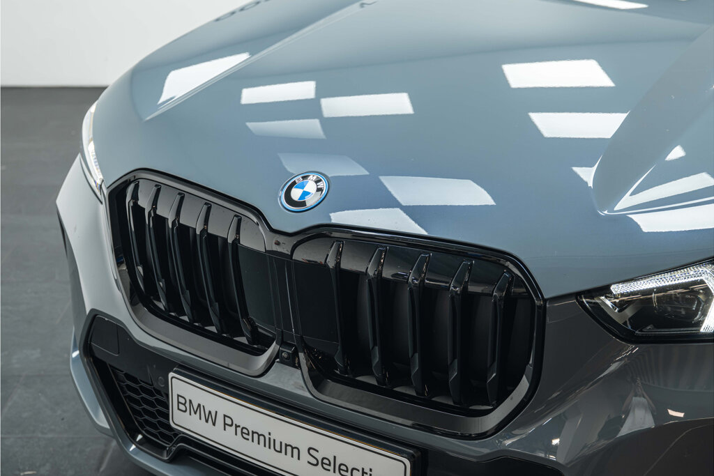 BMW X1 6
