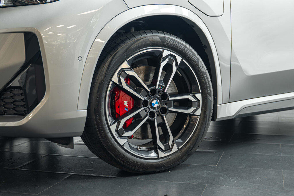 BMW X1 8