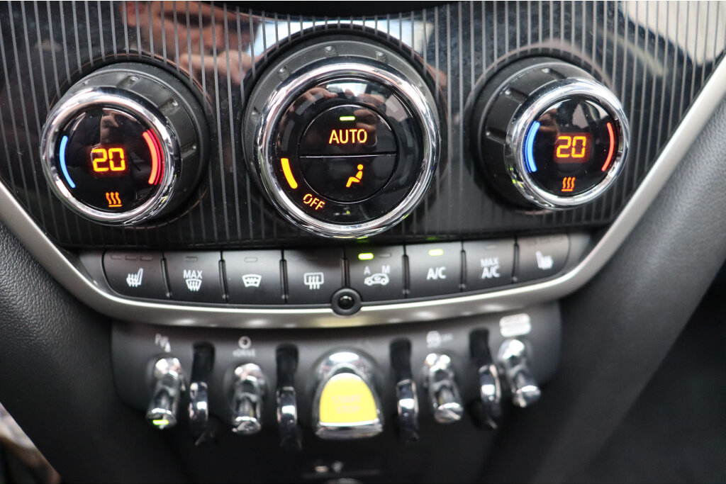 MINI Countryman 15