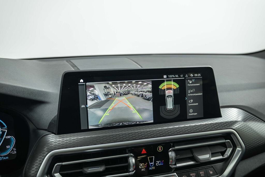 BMW X3 7