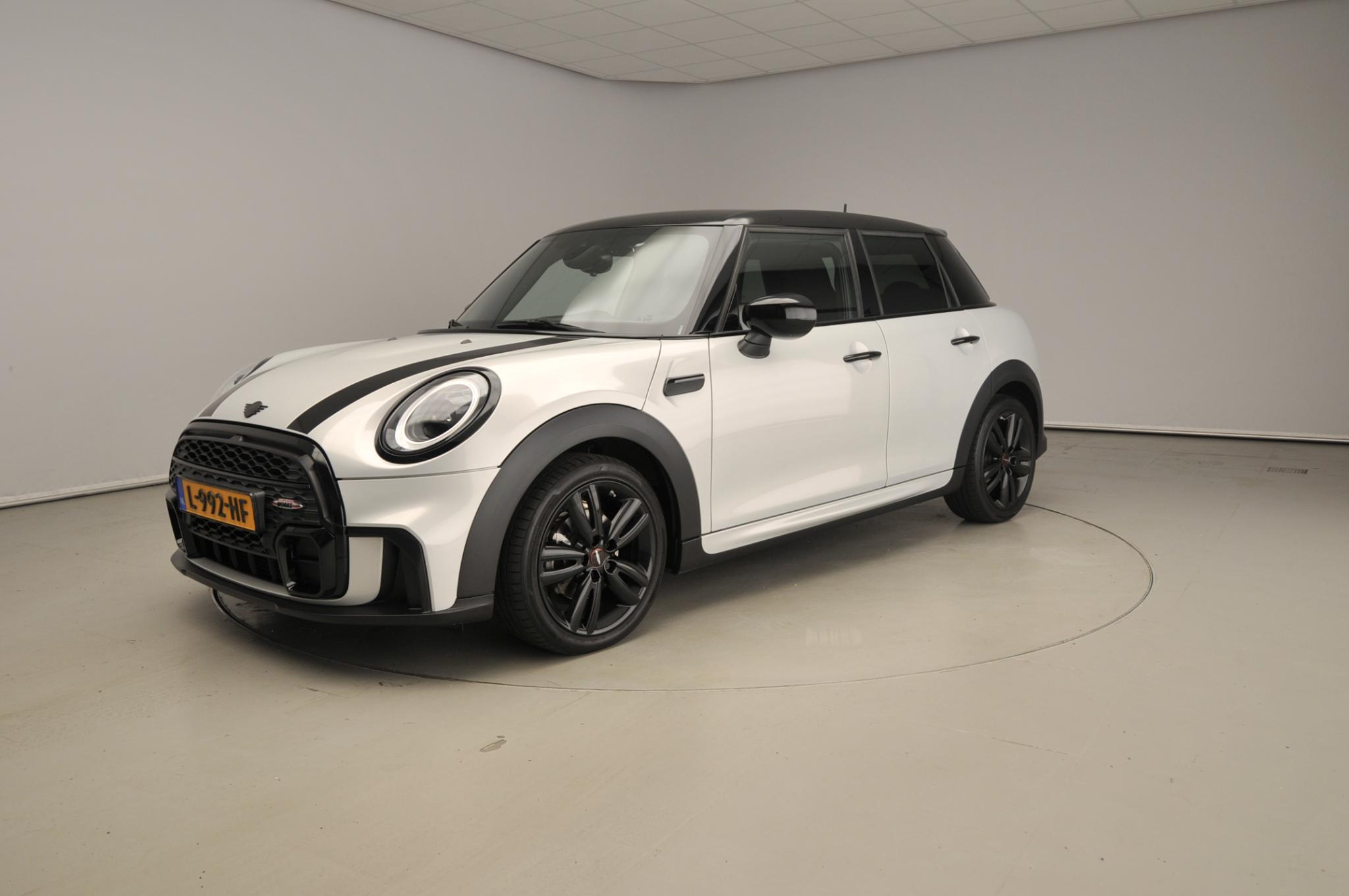 MINI 5-Deurs Cooper