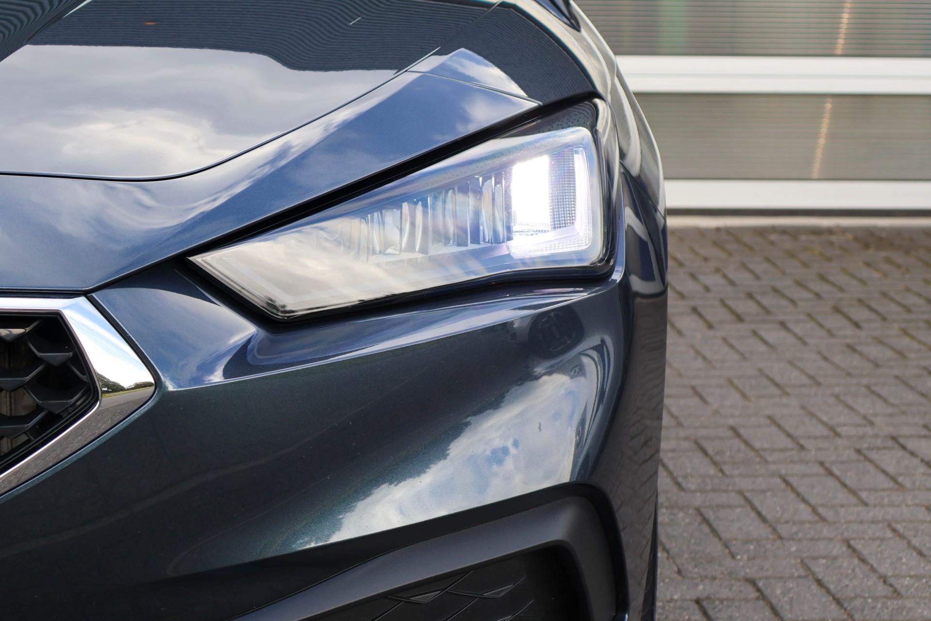 SEAT León