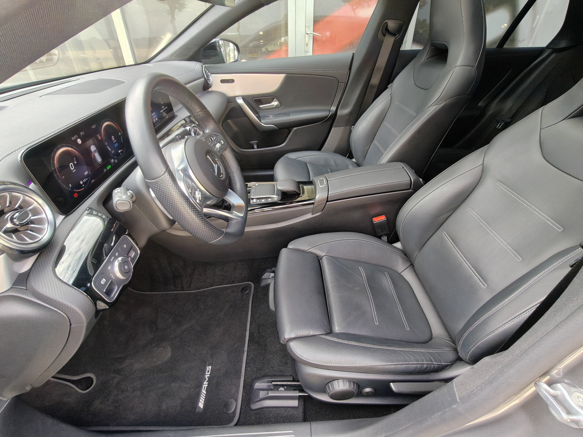 Mercedes-Benz CLA 250 E Premium Plus - Afbeelding 3