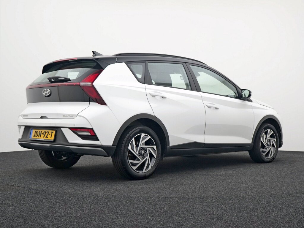 Hyundai Bayon 1.0 T-GDI Comfort | Navigatie | Zwart dak | LED - Afbeelding 2