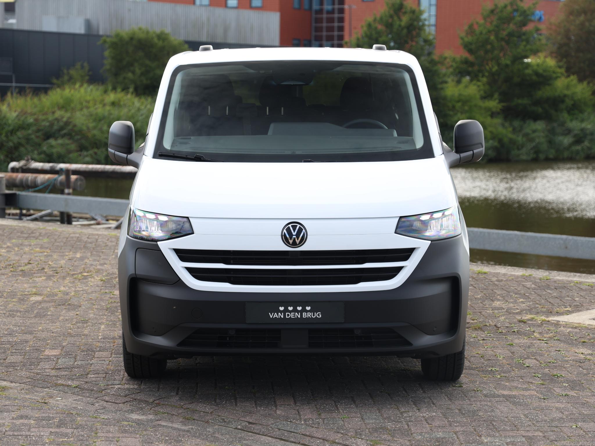 Volkswagen e-Transporter Kombi L2H1 64 kWh / 136PK - Afbeelding 4