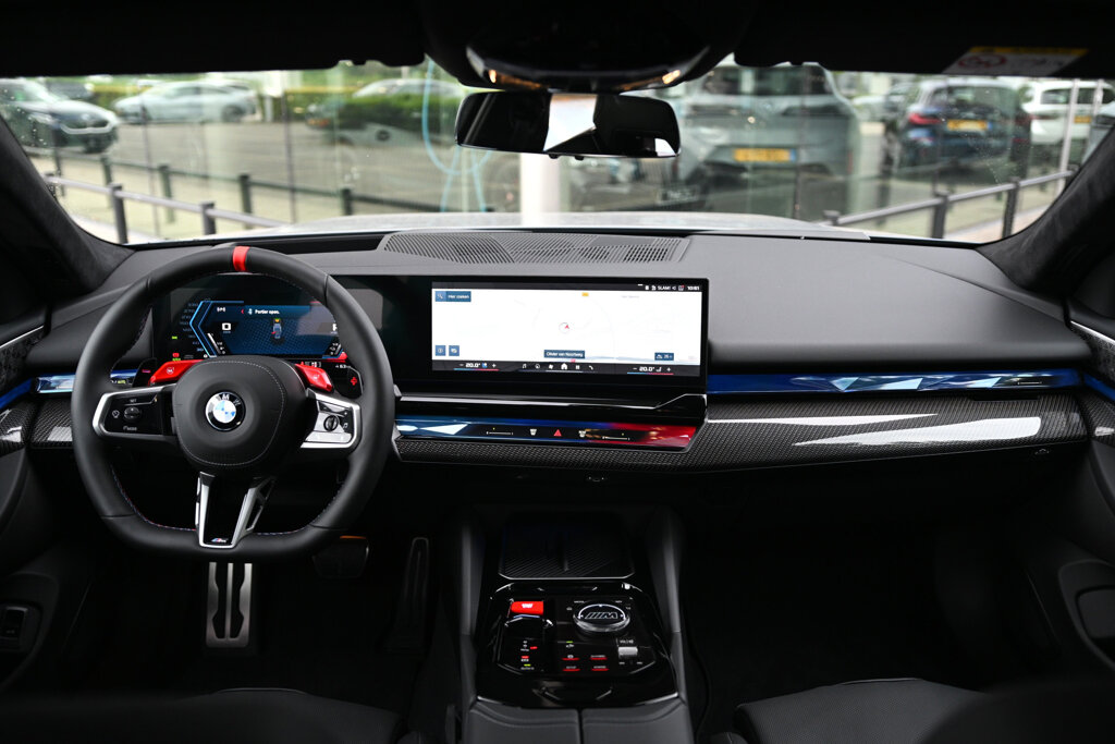 BMW M5 4