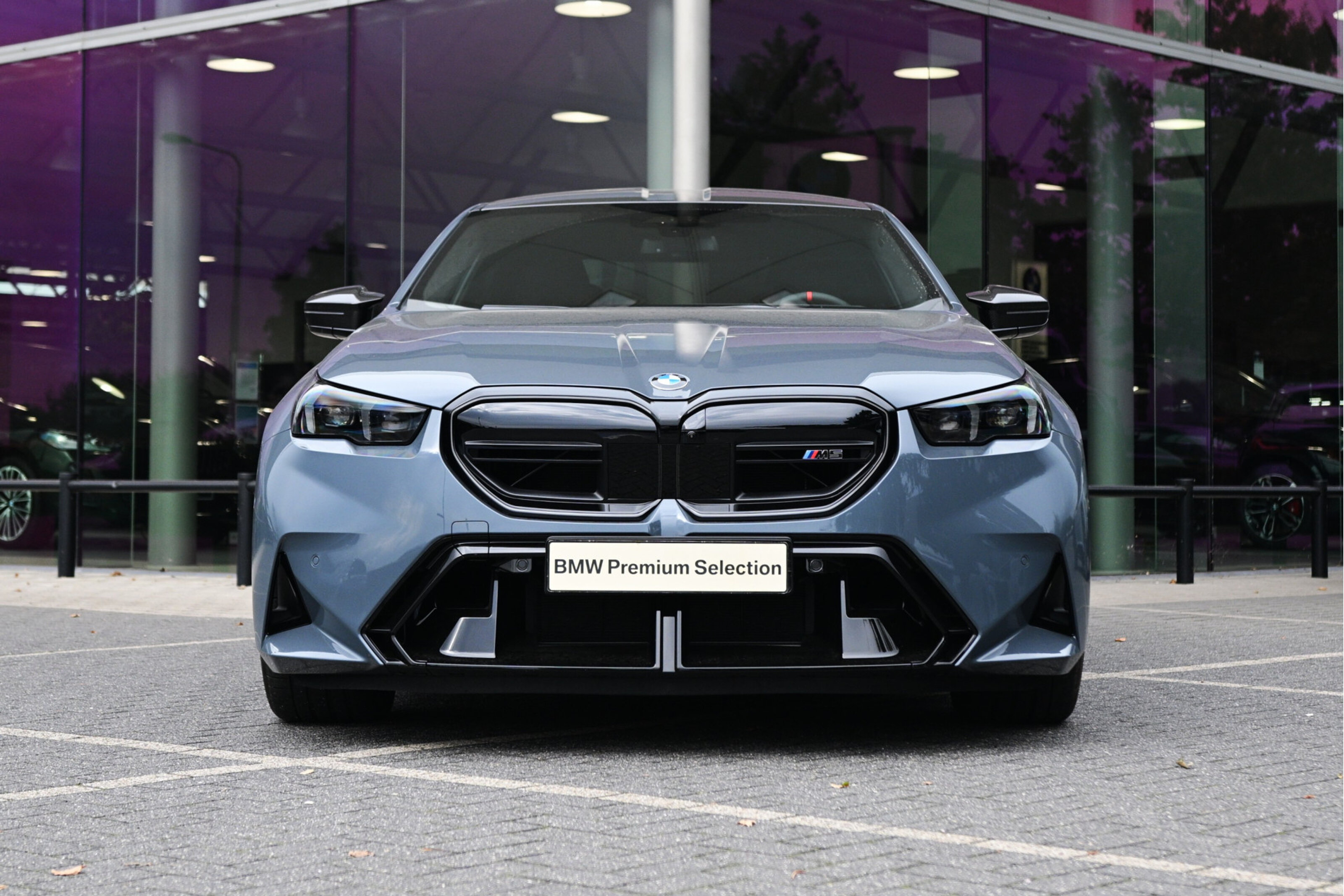 BMW M5 7