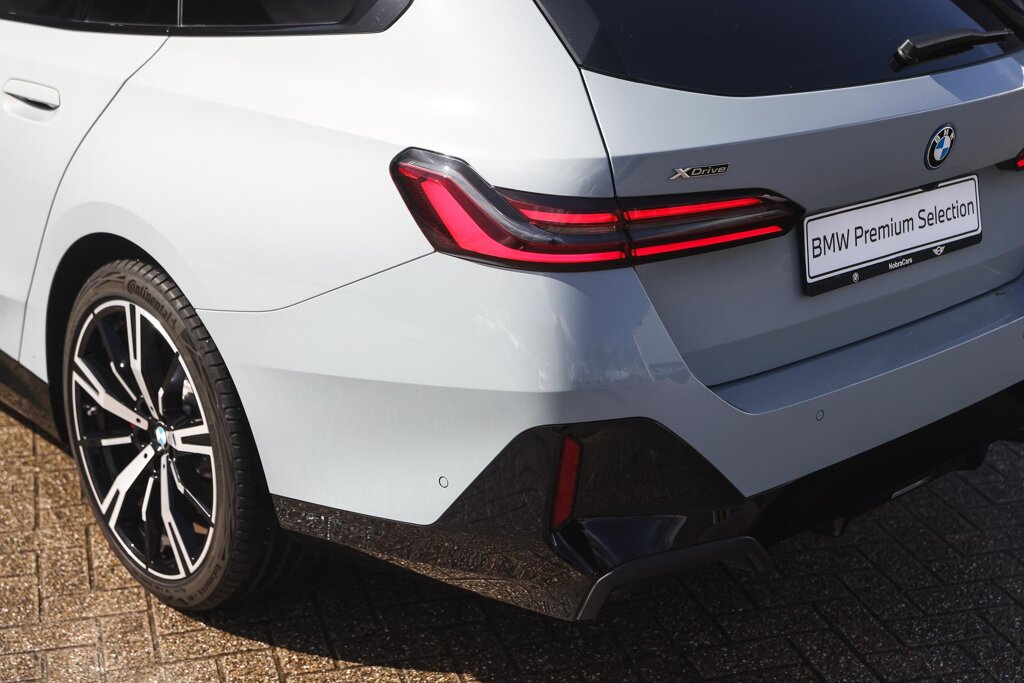 BMW 5 Serie 32