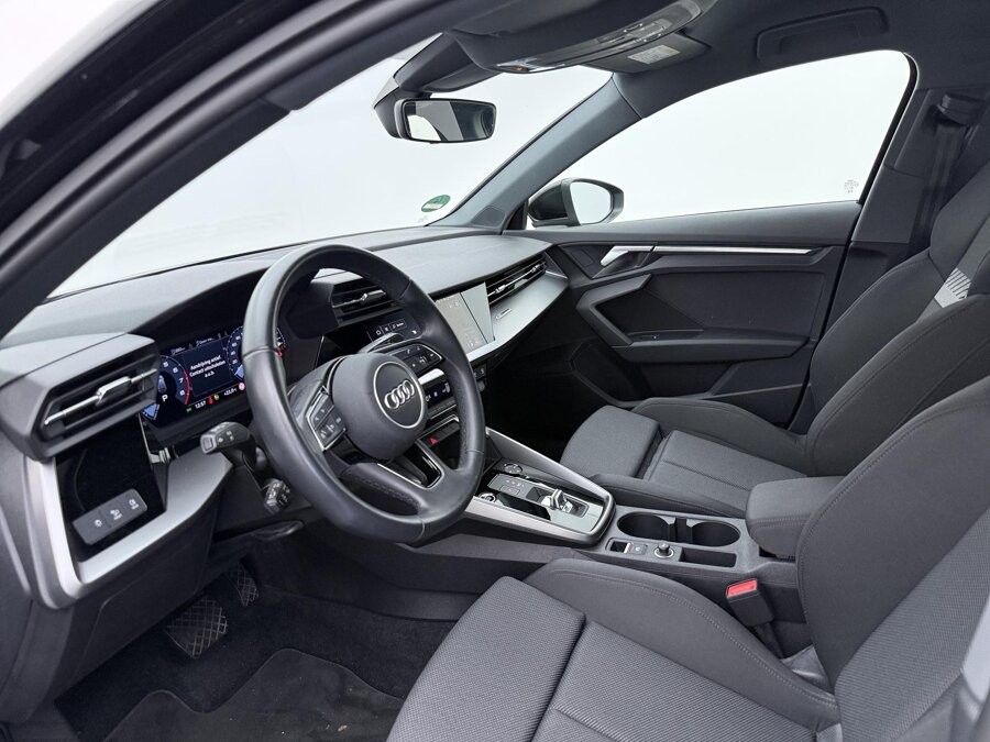 Audi A3 Sportback 30 TFSI Advanced edition
