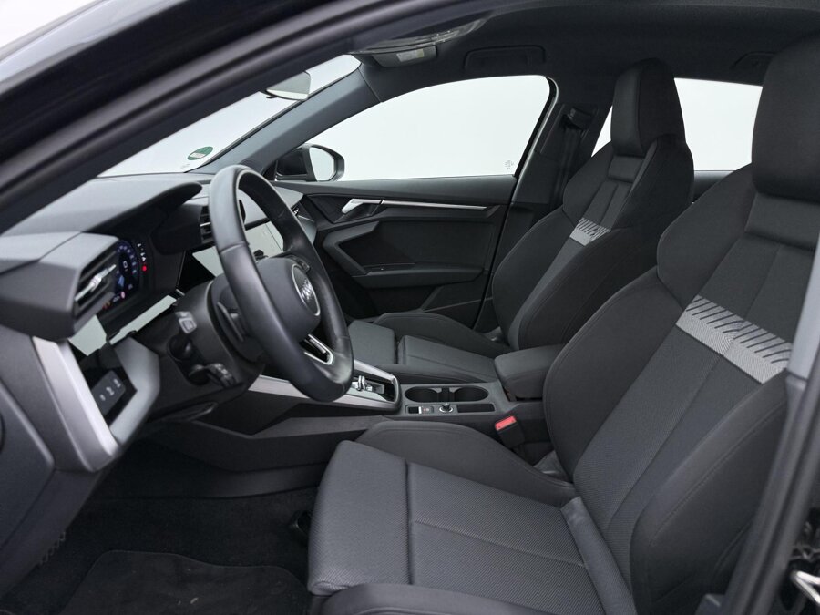Audi A3 Sportback 30 TFSI Advanced edition