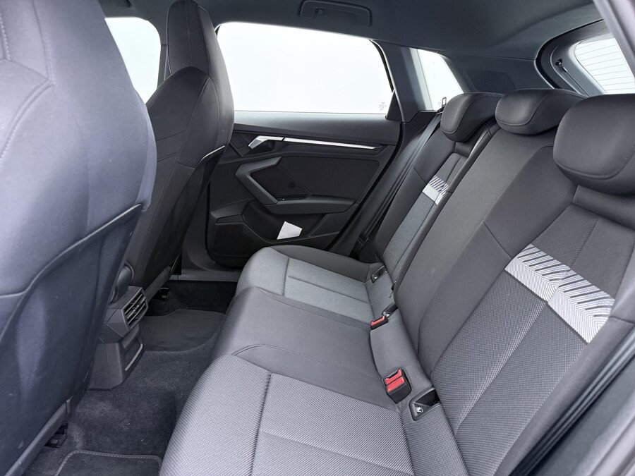 Audi A3 Sportback 30 TFSI Advanced edition