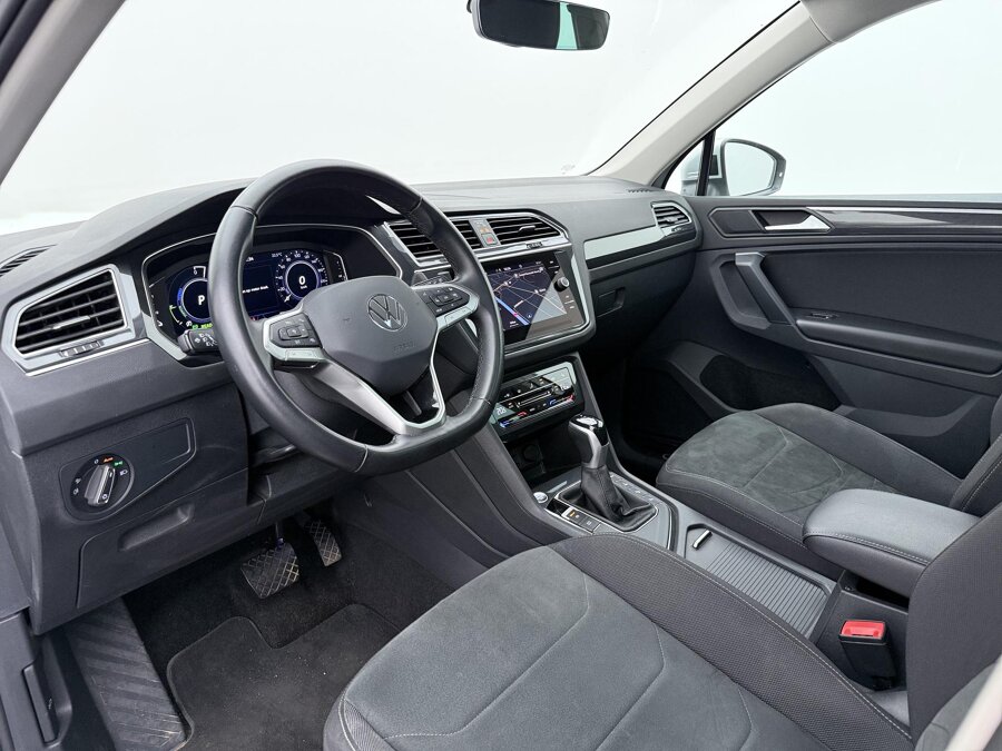 Volkswagen Tiguan 1.4 TSI eHybrid Elegance