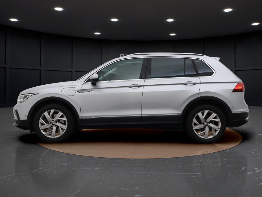 Volkswagen Tiguan 1.4 TSI eHybrid Elegance
