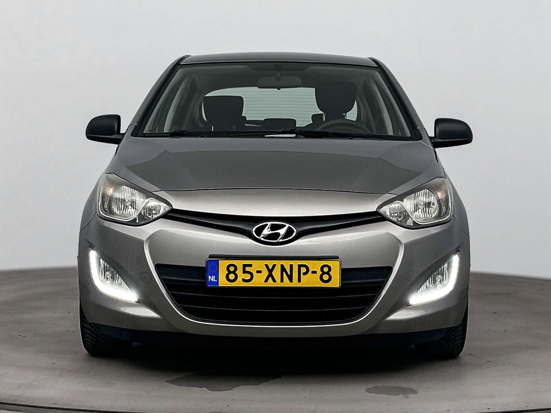 Hyundai i20 1.2i BUSINESS EDITION - Afbeelding 4