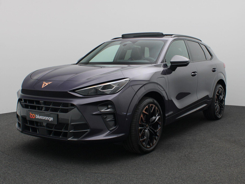 CUPRA Terramar 1.5 TSI e-Hybrid VZ Performance 272PK DSG Pano-Schuifdak, Trekhaak, 20" LM Velgen, Matrix-LED Verlichting, Leder, Head-Up Display, 360gr. Camera, Sennheiser Audio, Keyless, Side Assist
