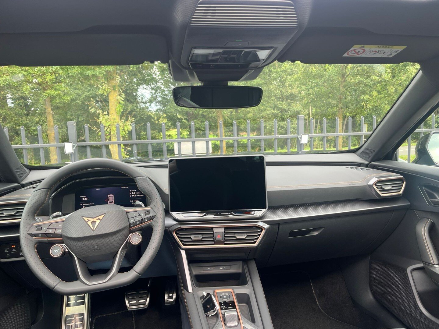 CUPRA Formentor 1.5 TSI e-Hybrid 150 kW Pure Performance | Full option | Trekhaak | Pano | Stoel- stuurverw. | Camera | PDC - Afbeelding 2