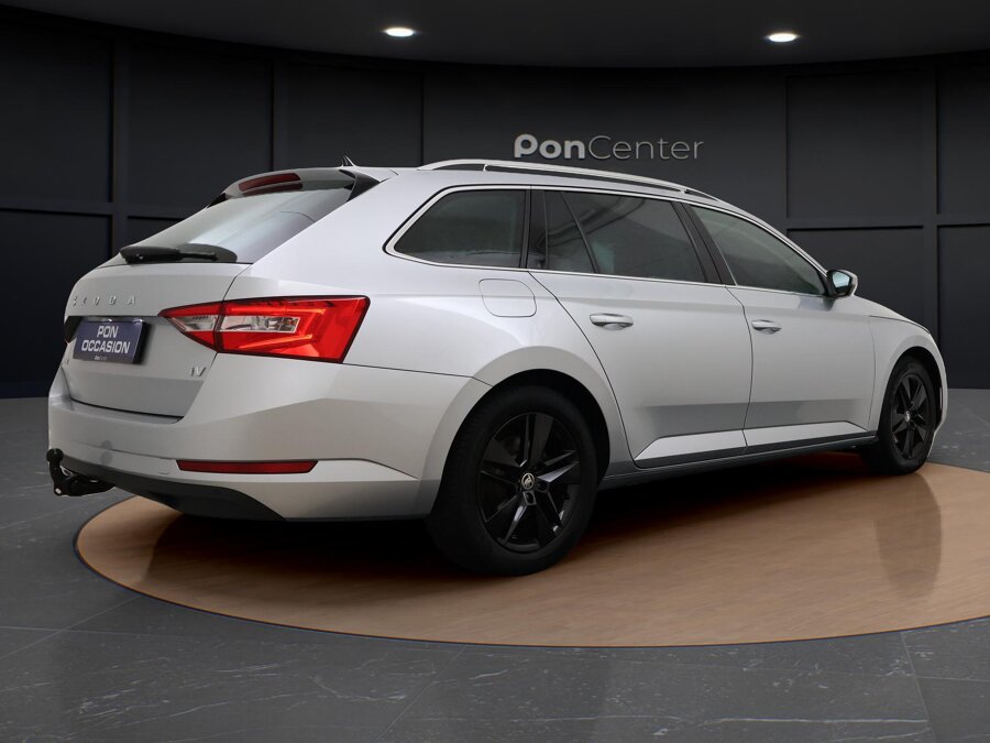 Škoda Superb Combi 1.4 TSI iV Ambition