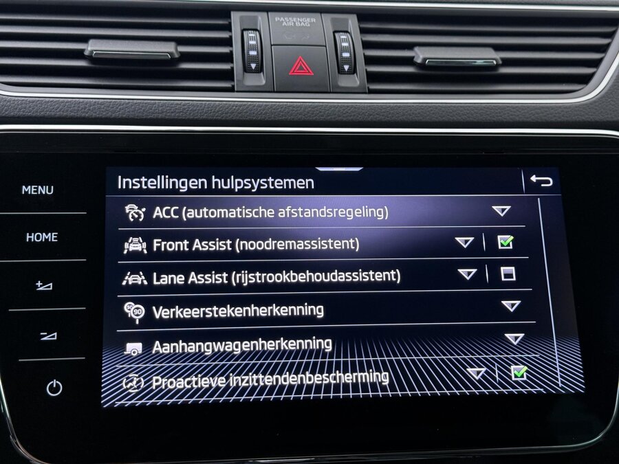 Škoda Superb Combi 1.4 TSI iV Ambition