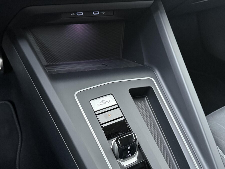 Volkswagen Golf 1.5 eHybrid Life