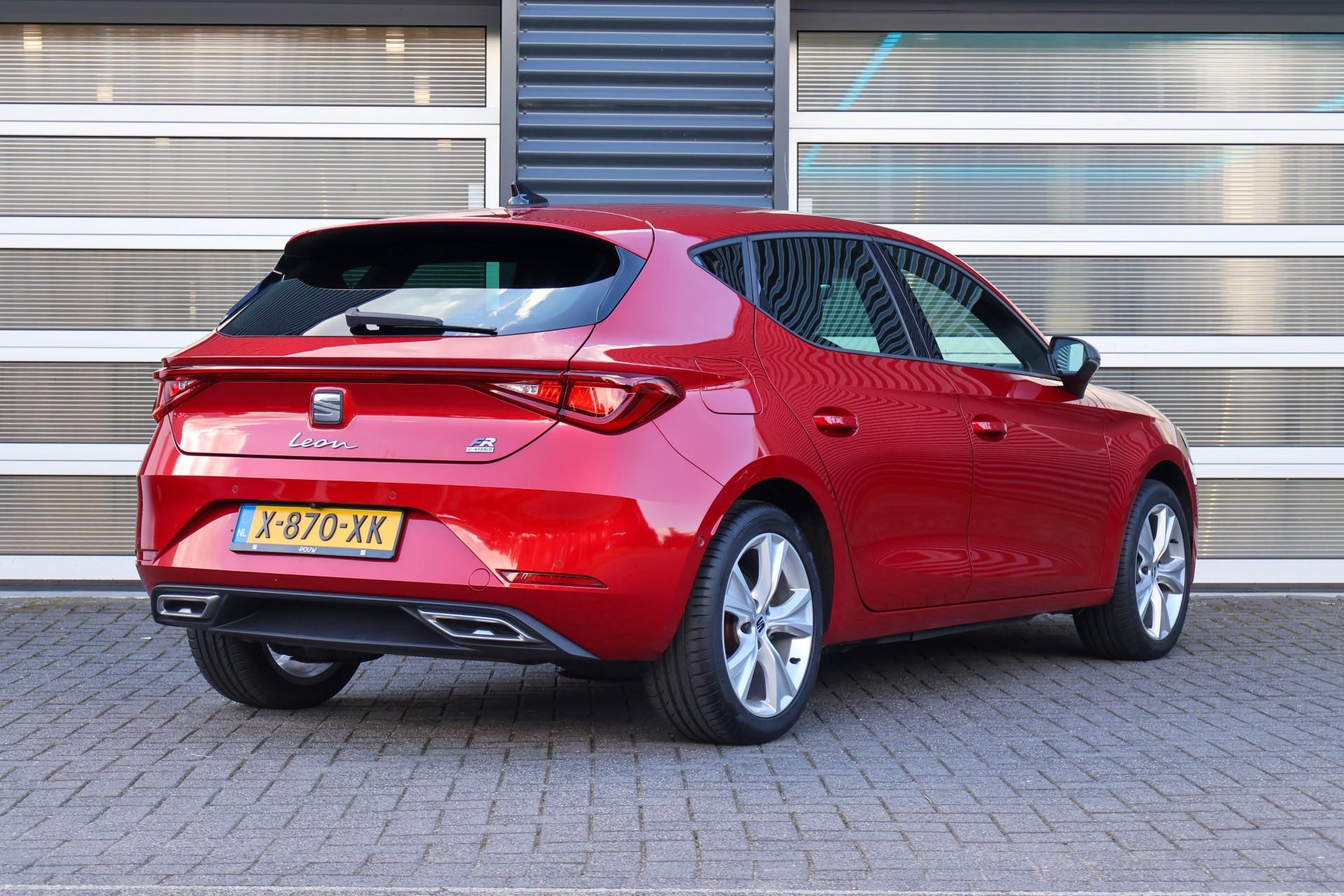SEAT León