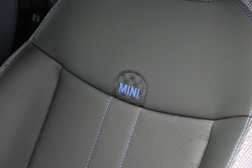 MINI 3-Deurs 14