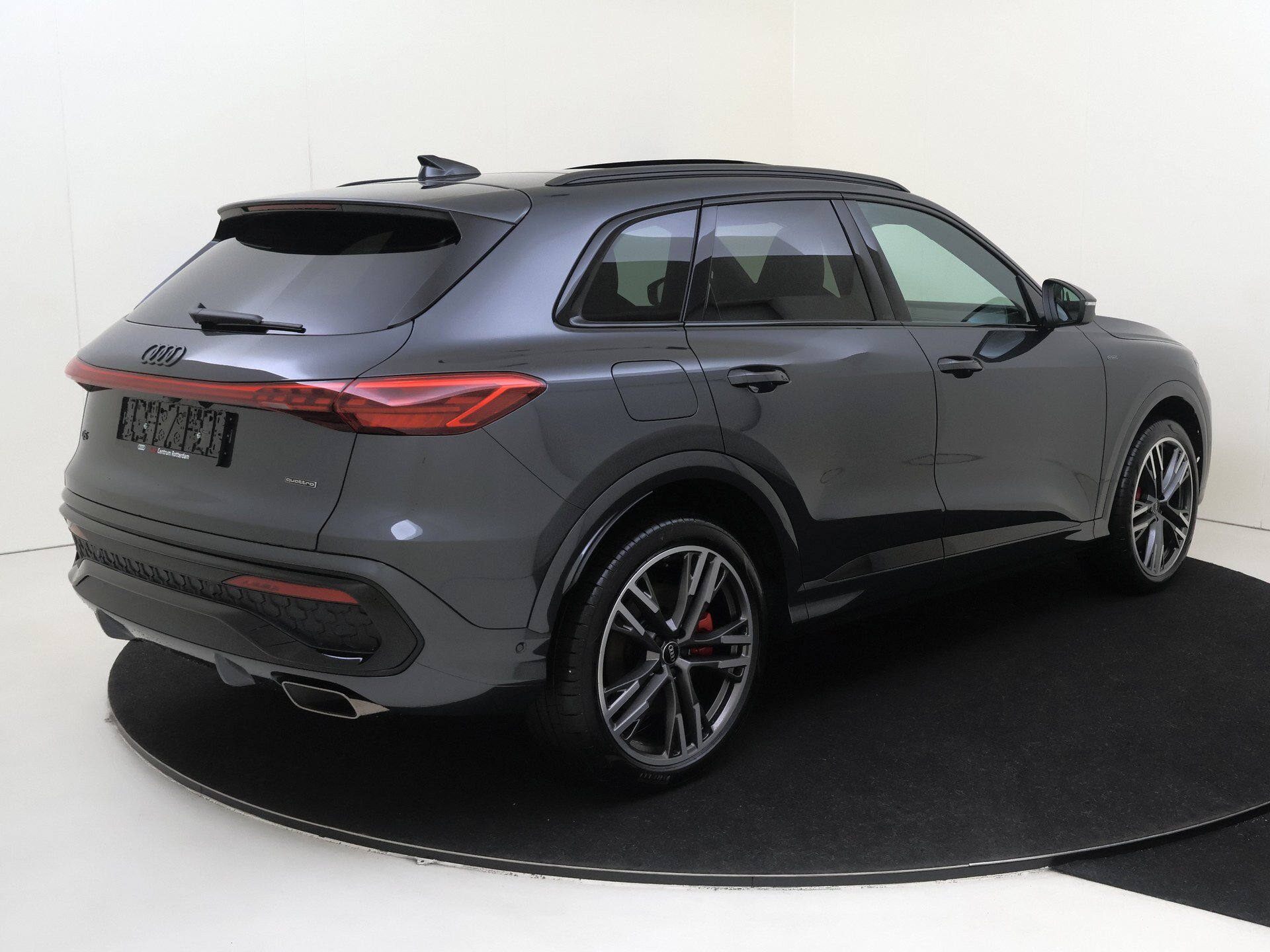 Audi Q5 S edition competition - Afbeelding 2