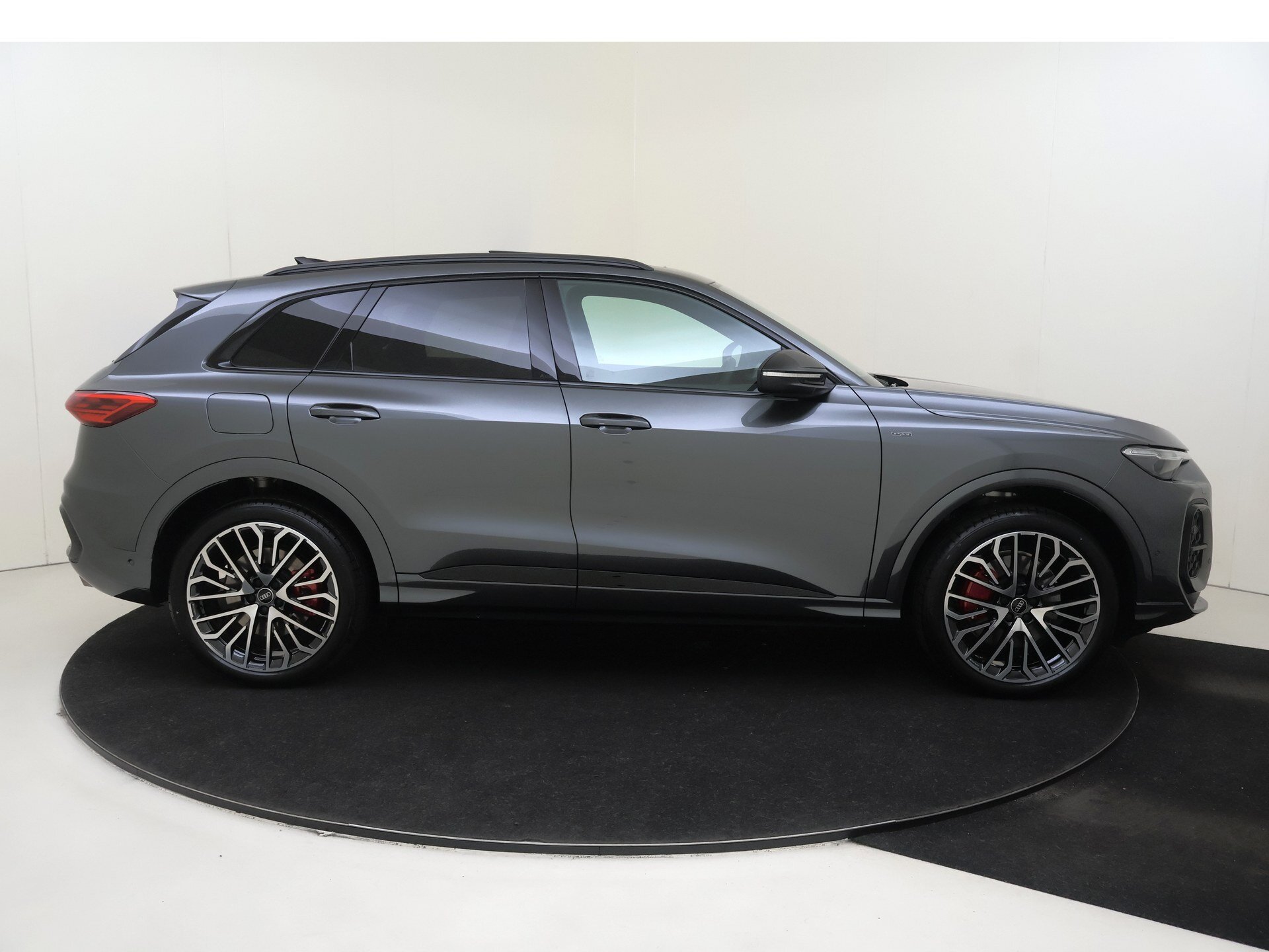 Audi Q5 S edition competition - Afbeelding 3