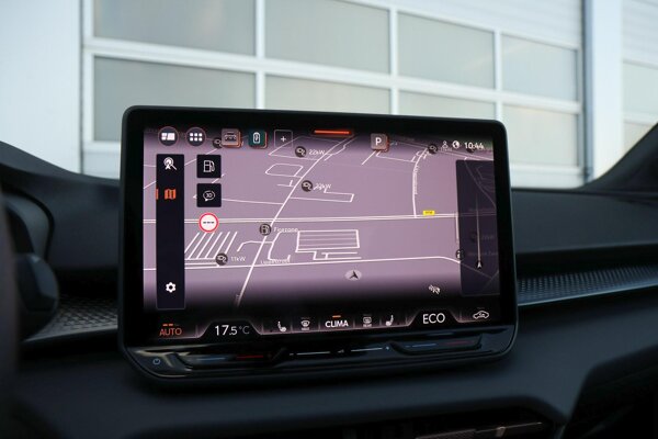 Navigatiesysteem met 12,9 inch touchscreen Navigatiesysteem met 12,9 inch touchscreen