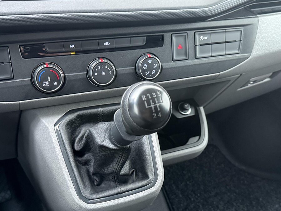 Volkswagen Bedrijfswagens Transporter 2.0 TDI L1H1 26