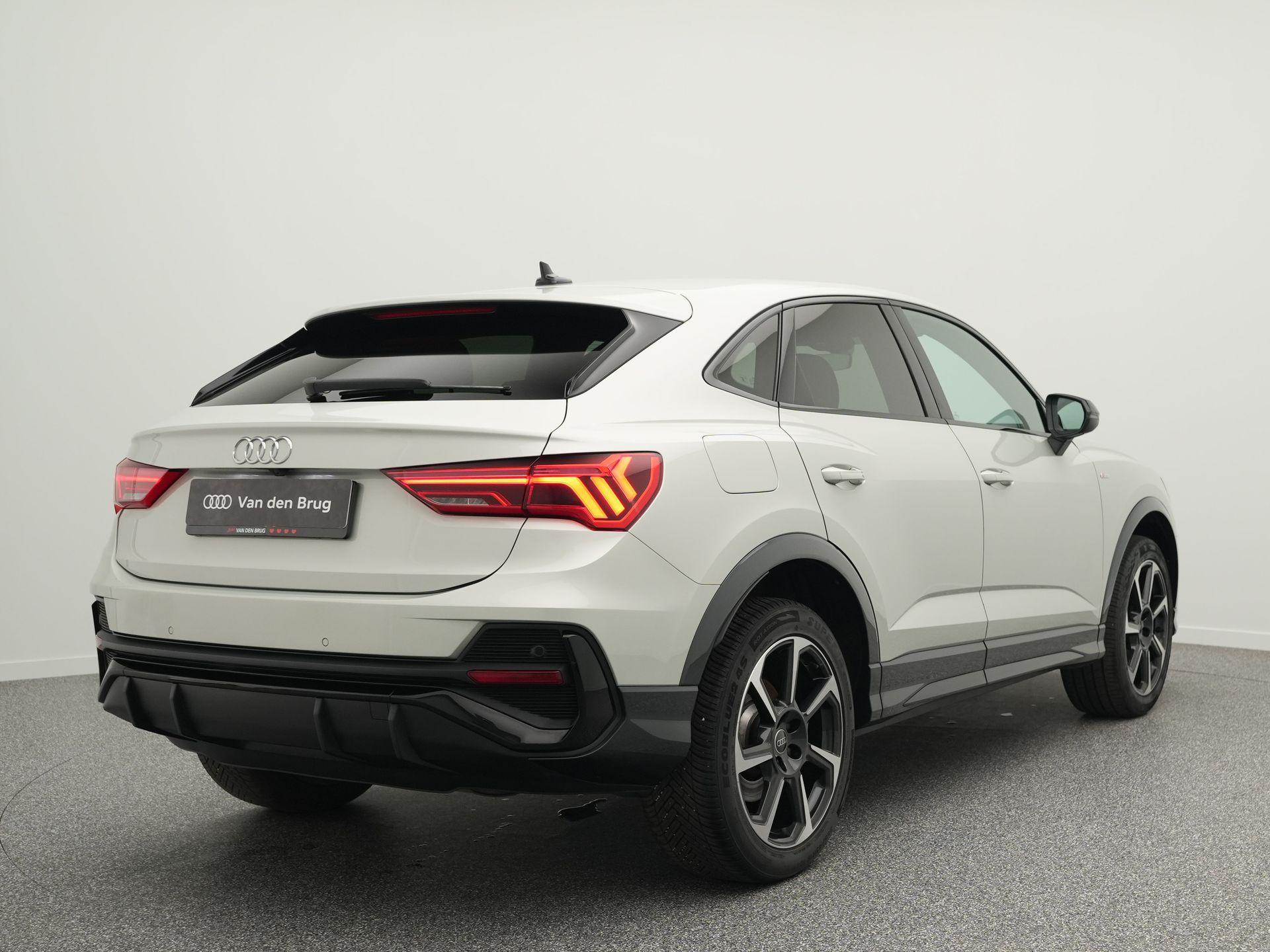 Audi Q3 Sportback 45 TFSI e 245 PK S Edition Automaat - Afbeelding 3