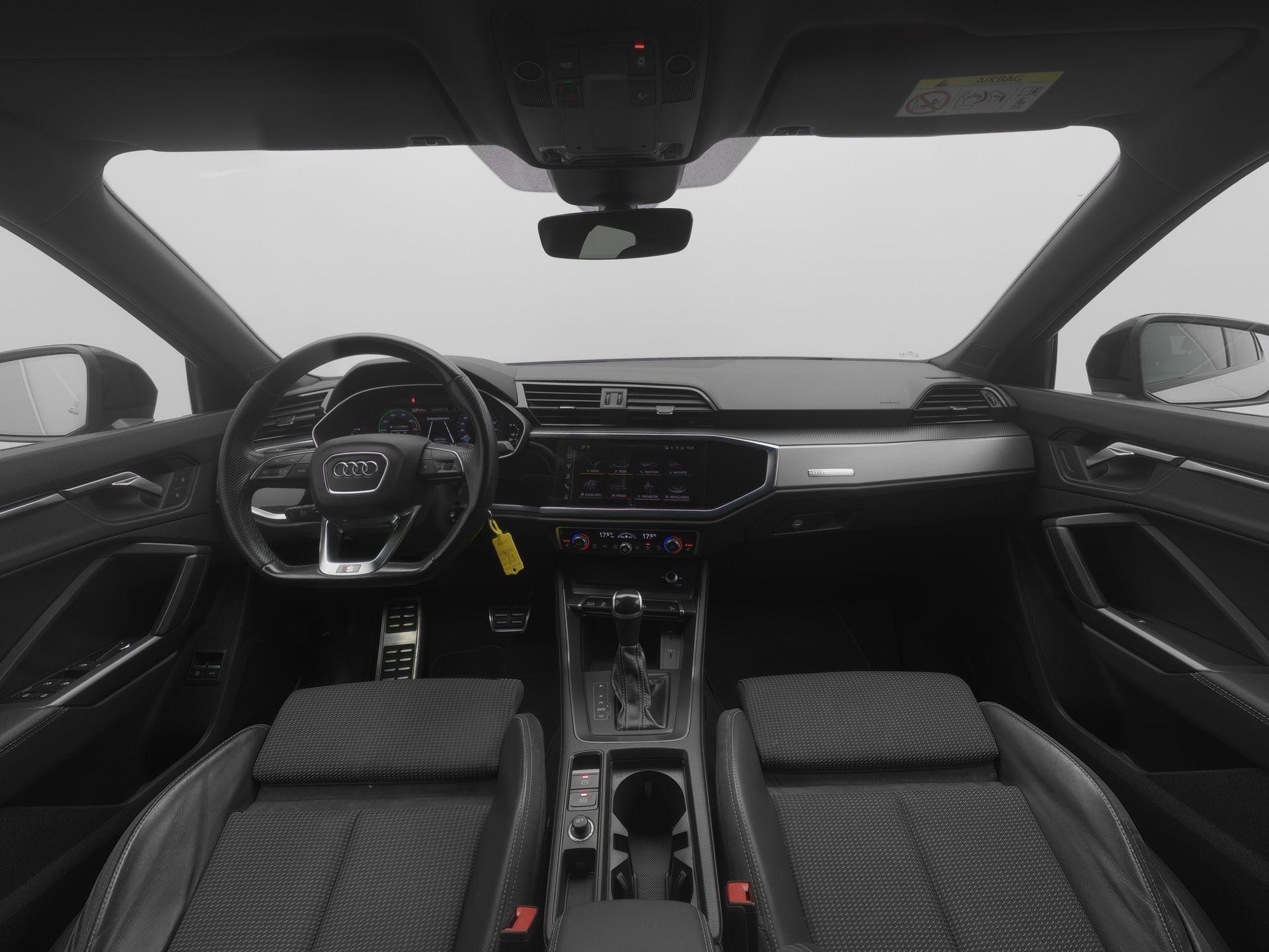Audi Q3 Sportback 45 TFSI e 245 PK S Edition Automaat - Afbeelding 4