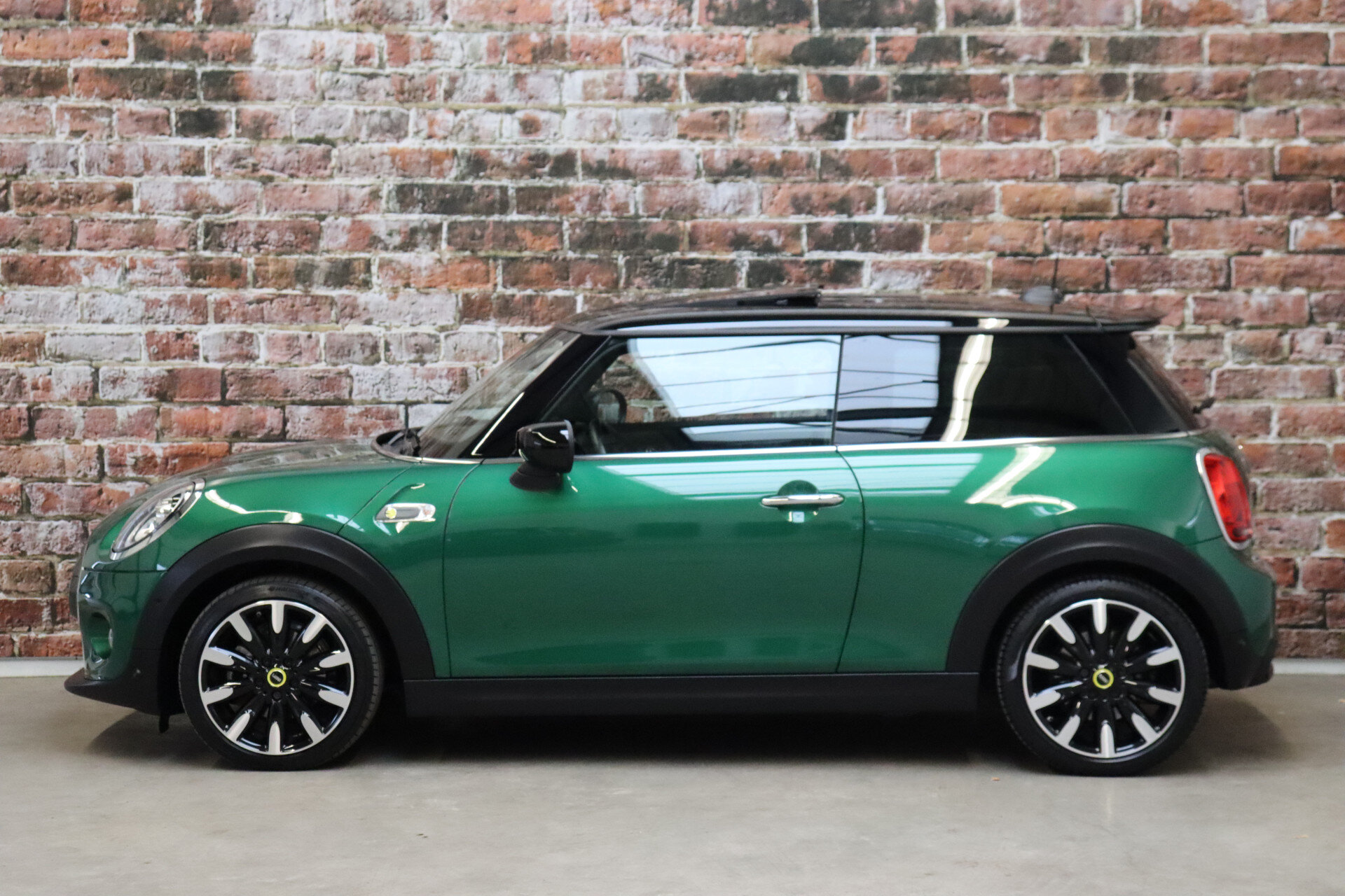 MINI Electric Yours 33 kWh Automaat 3 deurs - Afbeelding 3