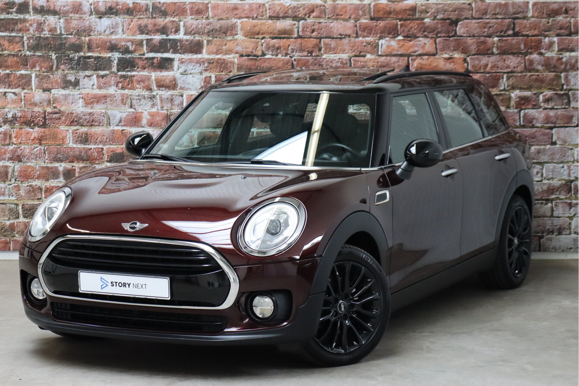 MINI Clubman Cooper Serious Business