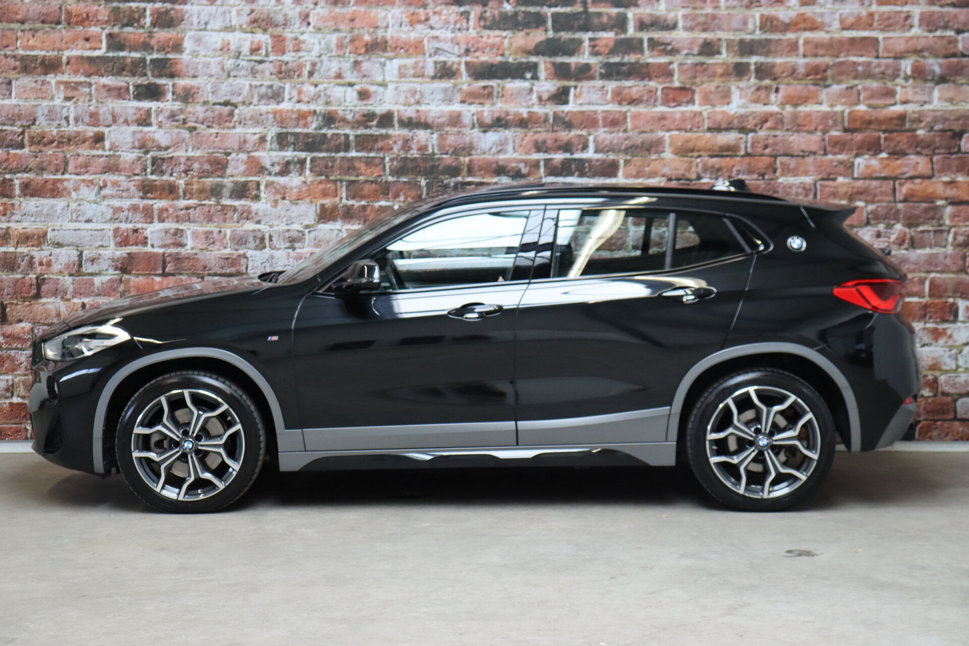BMW X2 sDrive20i High Executive M Sport Pakket Automaat - Afbeelding 3