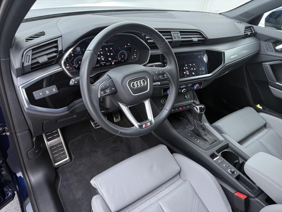 Audi Q3 Sportback 45 TFSIe S-line