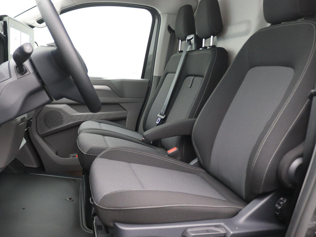 Volkswagen Transporter 2.0 TDI L2H1 30 Style 170PK AUT8 Dubbele schuifdeur, Adaptieve Cruise Controle, Trekhaak, Achteruitrijcamera, Stoelverwarming, Side Assist, Keyless, 17" LM Velgen - Obraz 5