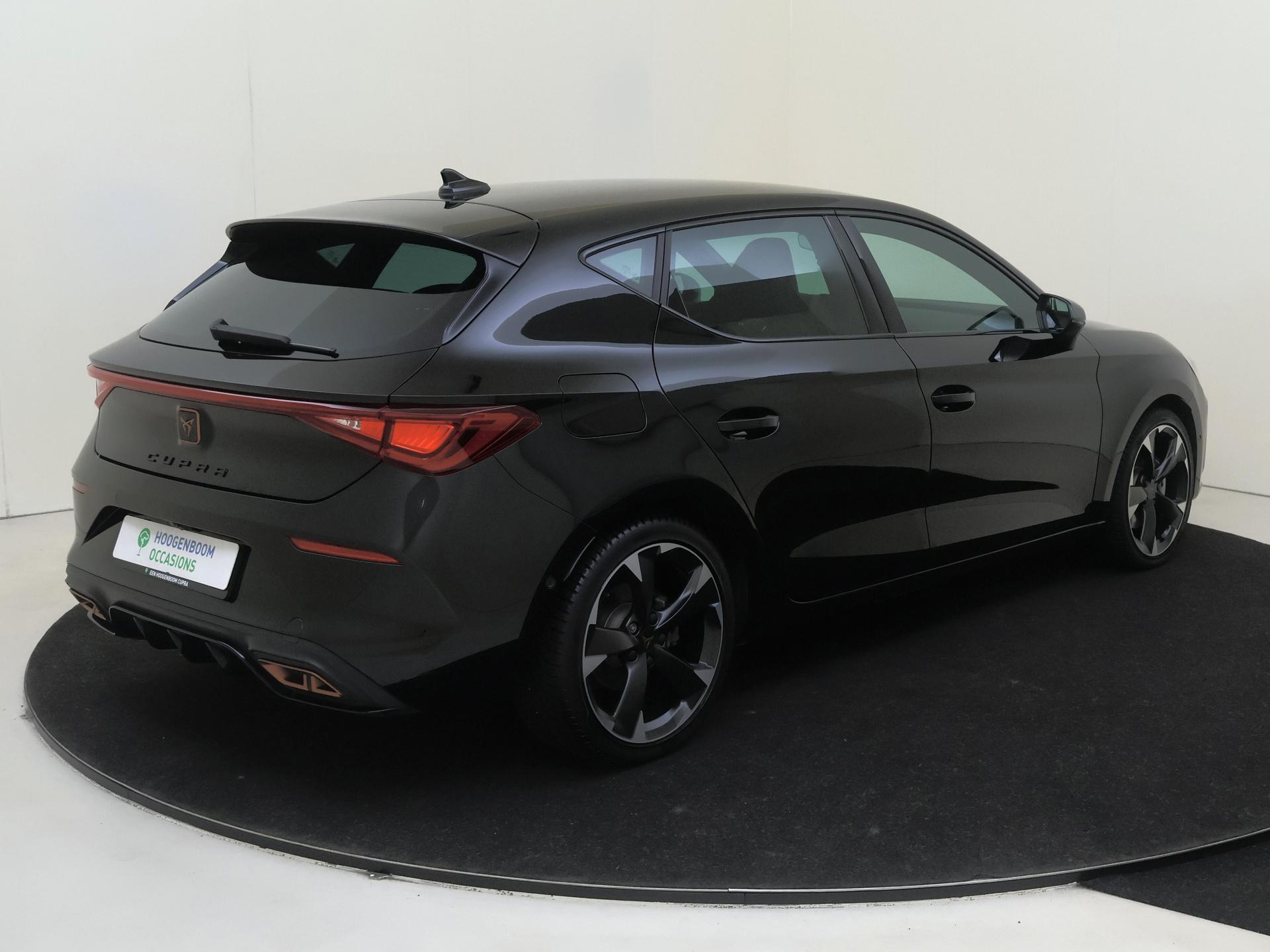 Cupra León