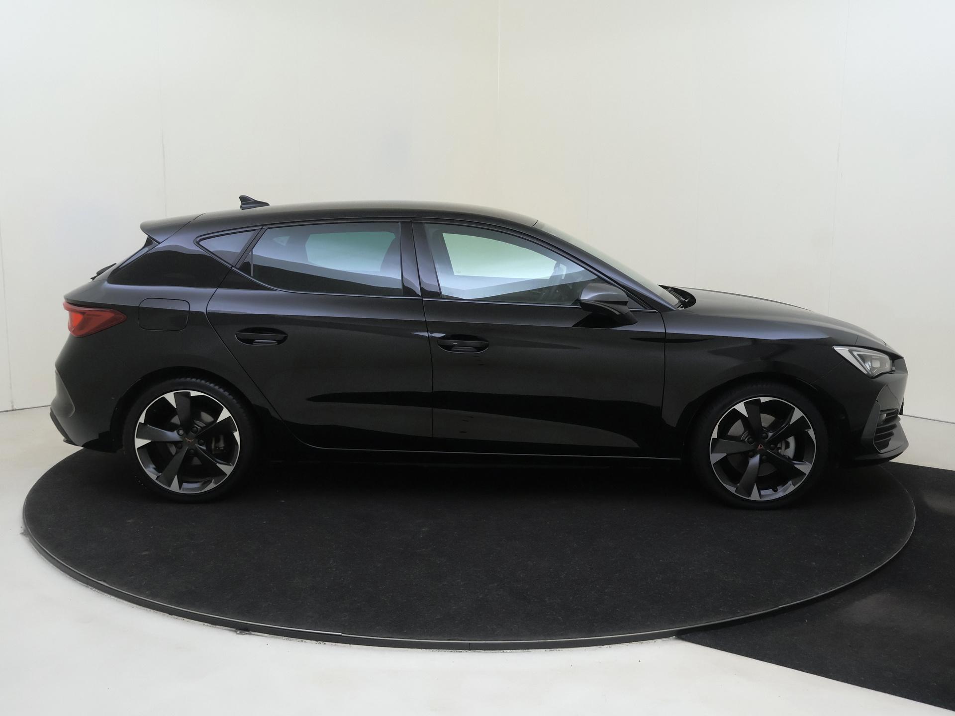 Cupra León