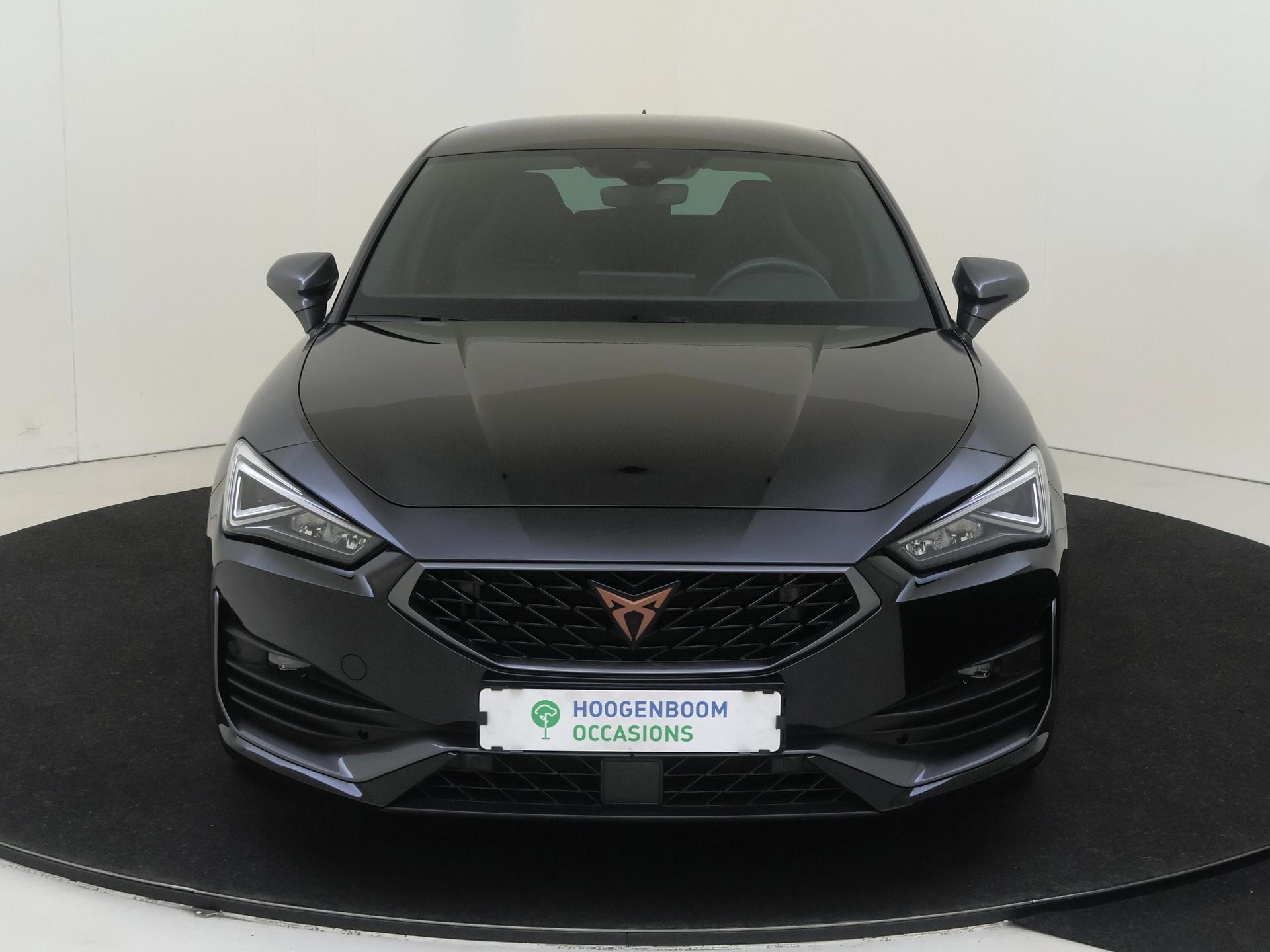 Cupra León