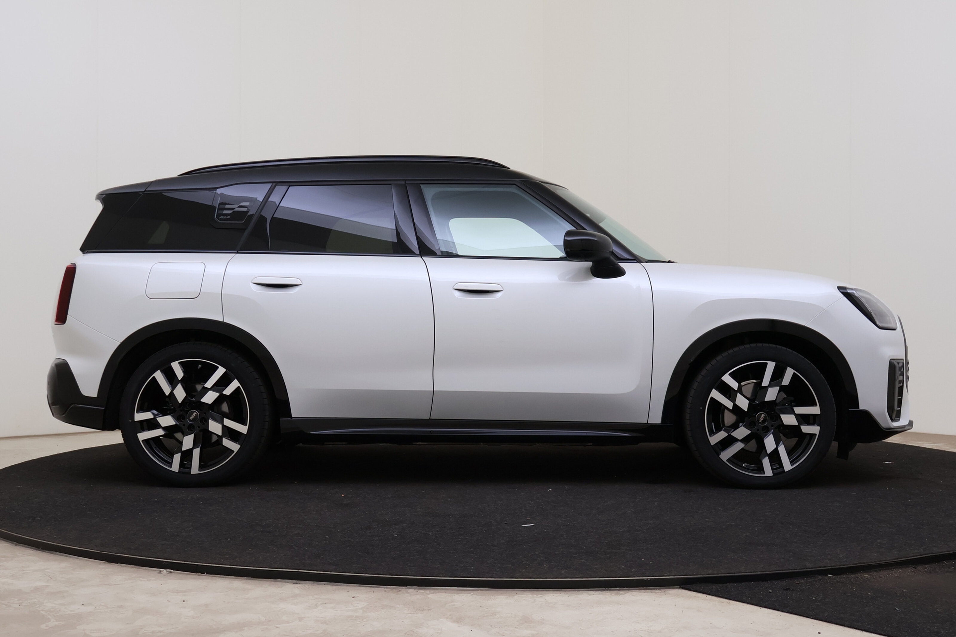 MINI Countryman 7