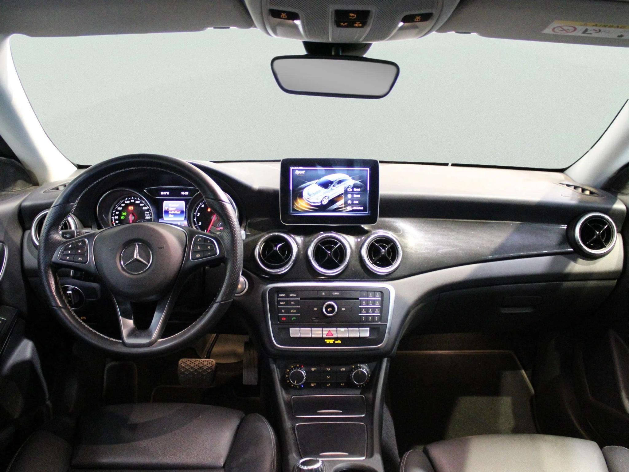 Mercedes-Benz CLA Shooting Brake 200 - Afbeelding 3