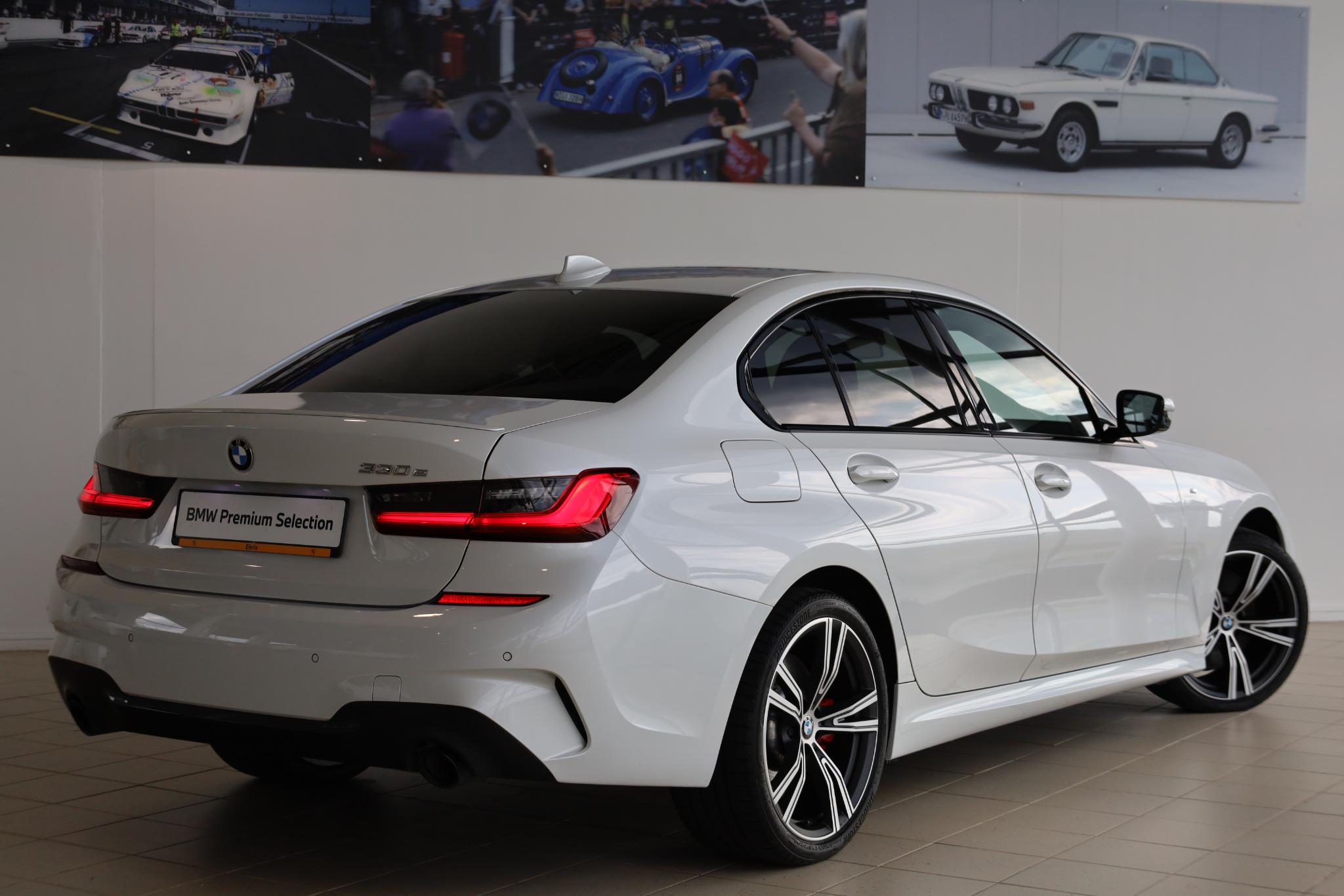BMW 3 Serie Sedan 330e - Afbeelding 2