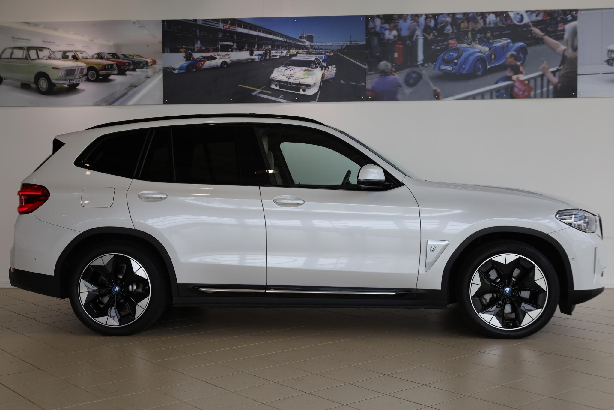 BMW iX3  - Afbeelding 3