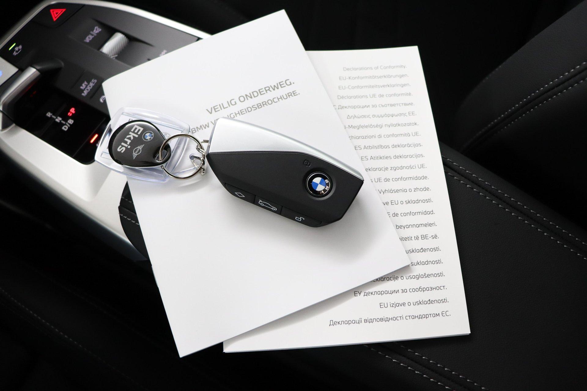 BMW iX1