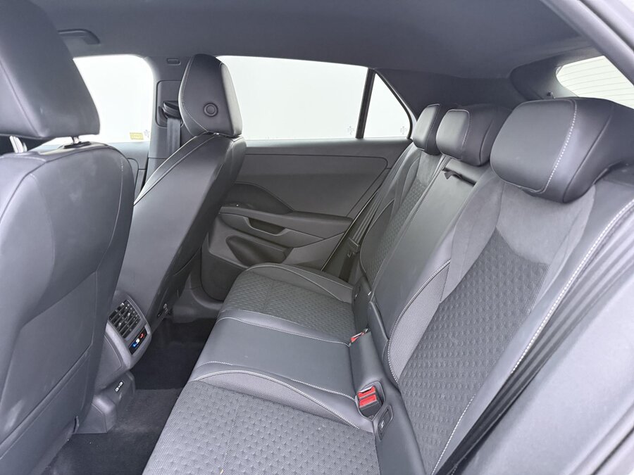 Volkswagen T-Roc 1.5 eTSI R-Line
